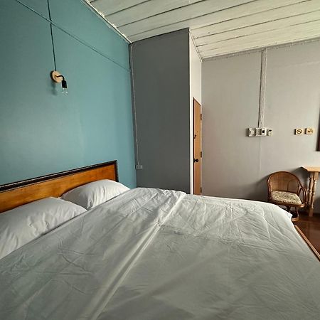 Thadan Guest House Ban Houayxay Exterior foto