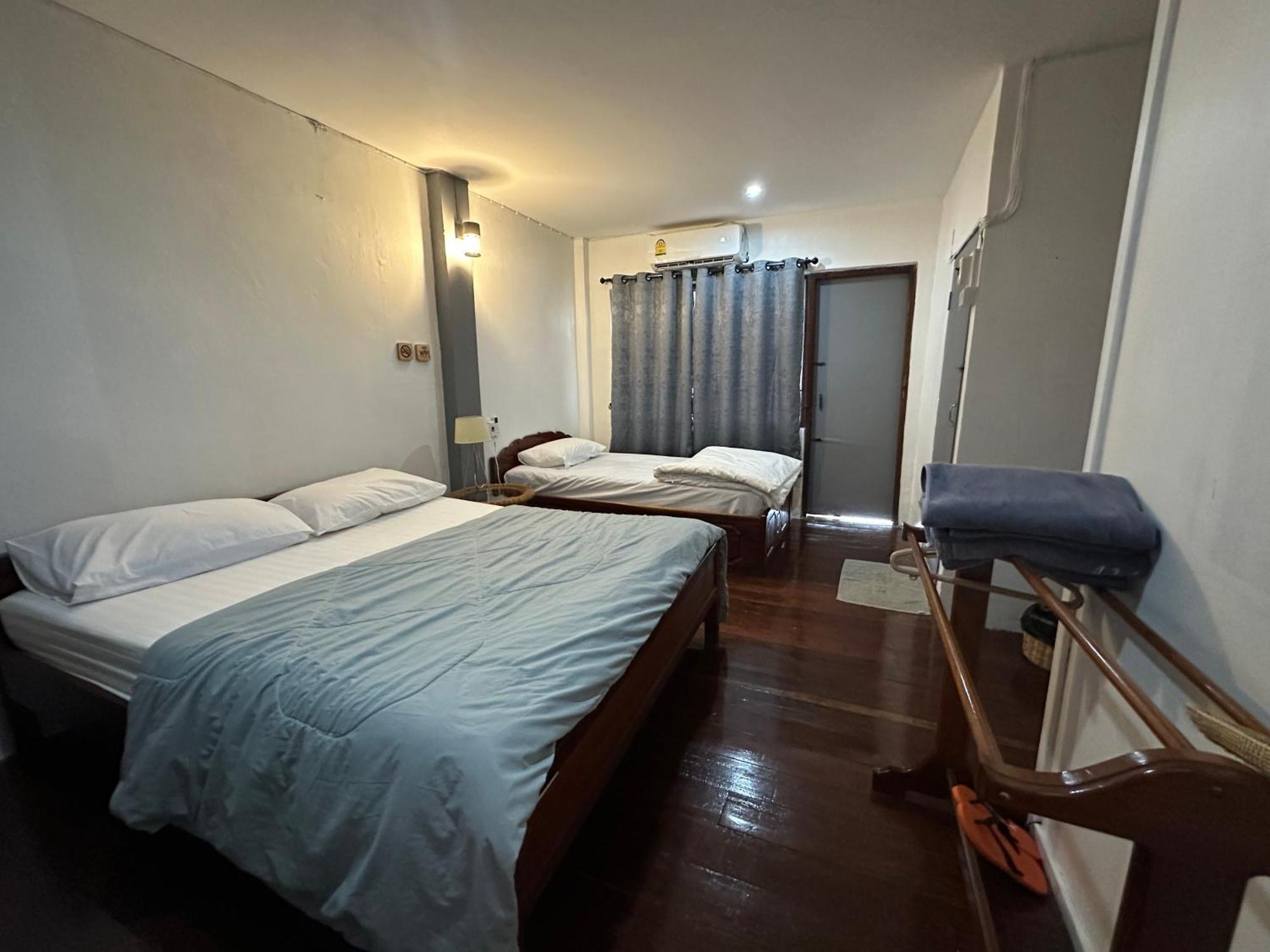 Thadan Guest House Ban Houayxay Exterior foto